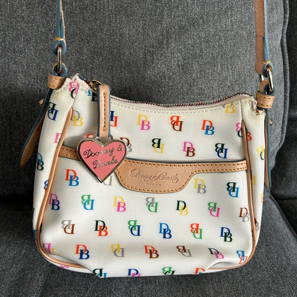 Vintage Y2K white multicolor Dooney and Burke crossbody Mini Margot 2000s.